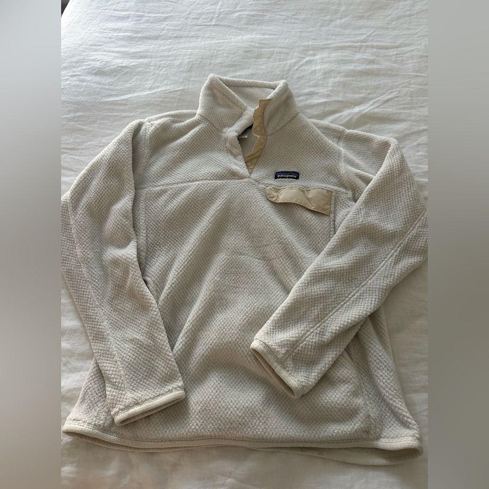 Cream Women’s Patagonia Fleece